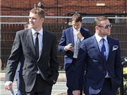 Bóng đá anh, ngoại hạng anh, lịch thi đấu euro 2012, Rooney ăn vận như “Bố già”